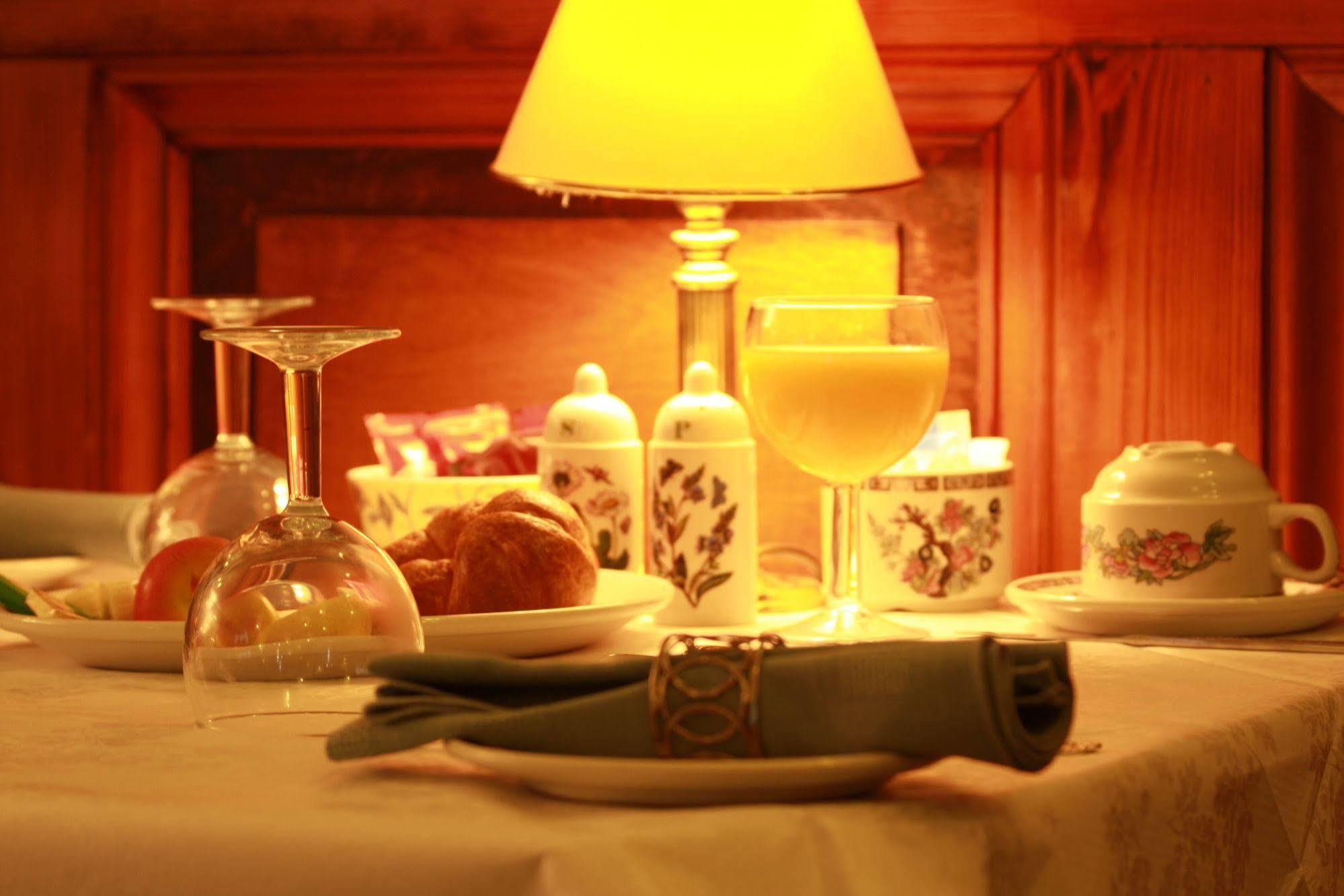 Brentwood Guest House York Esterno foto