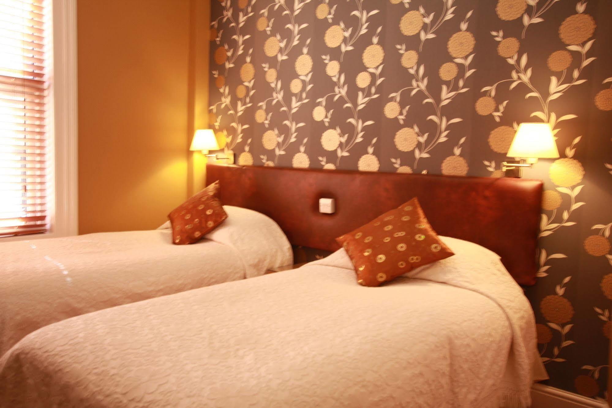 Brentwood Guest House York Esterno foto