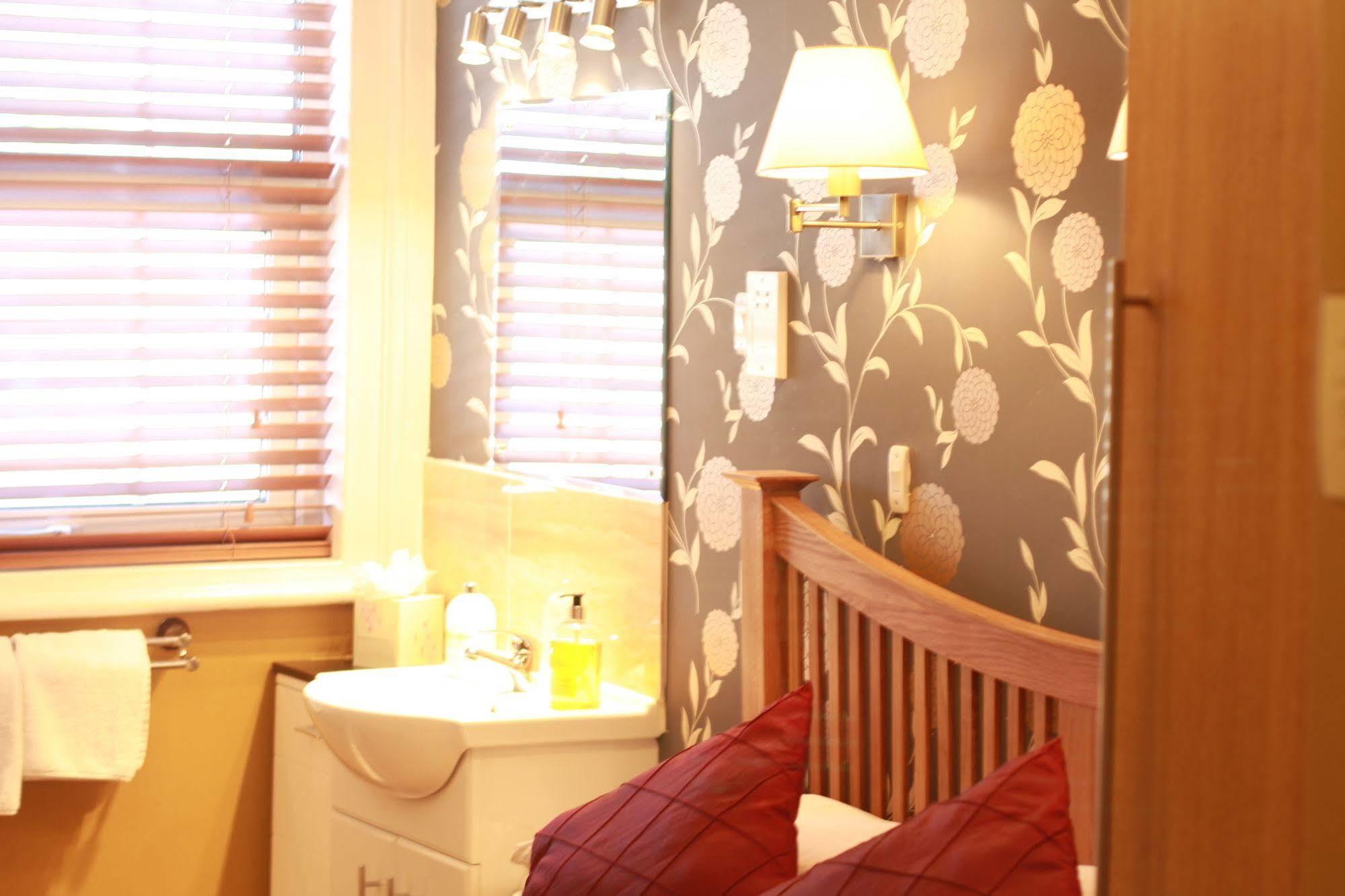 Brentwood Guest House York Esterno foto